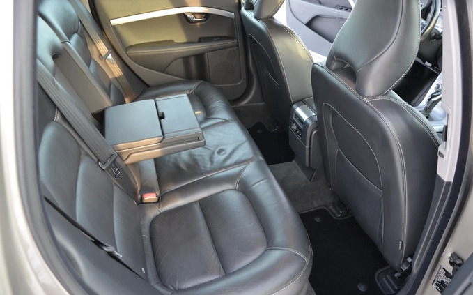 Volvo XC 70 cena 85900 przebieg: 128000, rok produkcji 2016 z Augustów małe 137